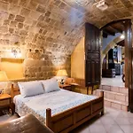Secret Garden - Old Town - Ground Floor *