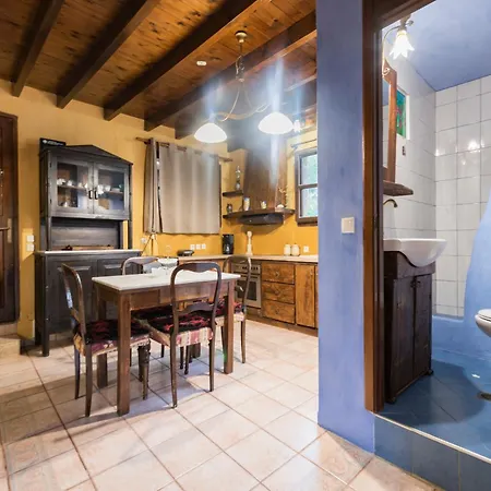 Daire Secret Garden - Old Town - Ground Floor